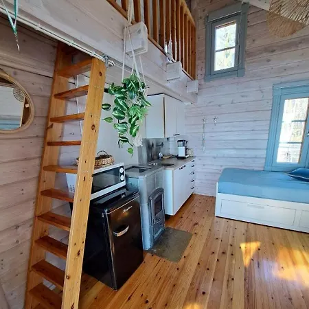 Moekki Jaerven Rannalla Appartement *