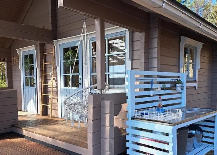 Moekki Jaerven Rannalla